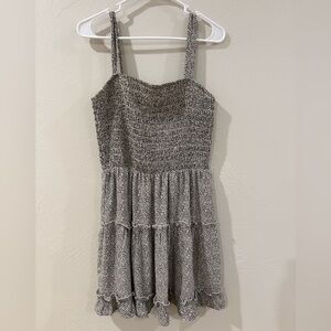 Women’s short dress | size large